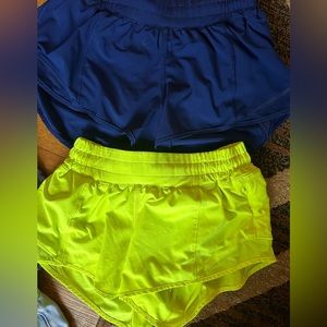 2 Lululemon hotty Hot shorts 2.5 inseam